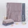 2 Pacotes de Lavador Facial Doméstico e Toalhas de Banho para Homens e Mulheres, Que São Mais Absorventes Que o Algodão Puro e Menos Propensos a Soltar Fios, Toalhas de Cabelo Seco para Enxugar o Cabelo