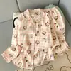 Pijama feminino novo de fábrica no atacado para primavera e outono, conjunto de duas peças de algodão nuvem com bolinhas coloridas, roupa de casa casual solta para mulheres