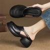 Sandalias de tacón medio de suela gruesa Baotou para mujer para usar Zapatillas de media caña de tacón grueso 2025 Nuevo Verano Hebilla Metálica Zapatillas de hada de tacón alto