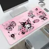 Alfombrilla de ratón linda, extragrande y engrosada, almohadilla para teclado de computadora de escritorio de oficina, alfombrilla de juego de e-sports Kuromi de anime al por mayor