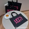Nueva bolsa de tela no tejida bolsa de tienda de ropa bolsa de tienda de ropa logo personalizado institución educativa bolsa de tienda de mascotas en stock