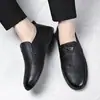 [Procesamiento de Tallas Agotadas] Zapatos de Cuero para Hombre Piel Genuina Zapatos con Agujeros Zapatos de Papá Verano Suela Suave Transpirables Zapatos Perezosos de Frijol