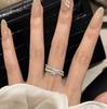 Anillo de Alambre Dibujado de Lujo Ligero de Alta Gama con Tres Capas Envolventes y Circonita Microincrustada Diseño Único de Nicho Anillo de Dedo Moderno Personalizado