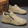 Sapatos masculinos 2026 novo outono respiráveis casuais para trabalho em canteiros de obras, trilhas ao ar livre, roupas de trabalho, botas Martin da moda