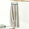 Jeans crop de mujer de color claro, nuevo estilo primavera/otoño, corte holgado, pantalones de pierna recta, talla petite, pierna ancha casual con un ambiente relajado