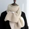 Bufanda de Punto Roja Versátil Estilo Coreano de Invierno para Mujer, Nuevo Calentador de Cuello de Alta Gama Atmosférico Cálido y A prueba de Viento para Parejas