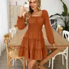 Nuevo vestido largo bohemio para mujer de estilo europeo y americano, con cuello cuadrado, cinturón en la cintura, bolsillos y volantes multicapa