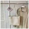 Bolso tote retro de color sólido para mujer 2026, moderno y versátil, bolso de hombro de gran capacidad para el día a día, bolso de mano estilo coreano