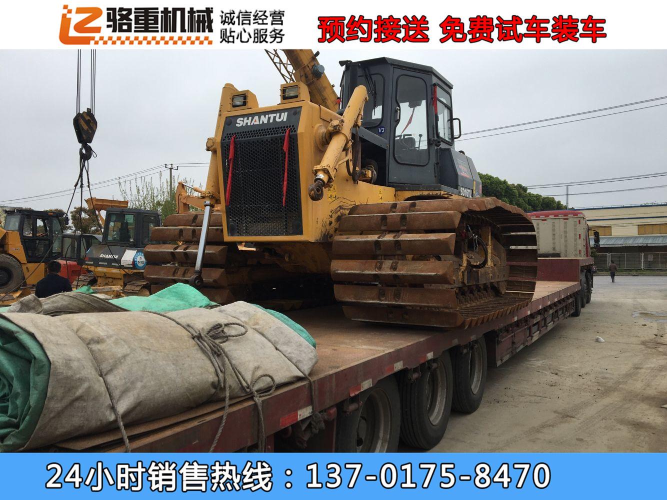 二手推土机装车25.jpg
