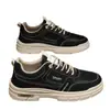 Zapatos de Hombre Primavera Transpirables 2025 Nuevos Modernos Versátiles Casuales Tenis de Hombre Caña Baja Ropa de Trabajo Botas Martin de Cuero