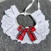 Lindo collar babero para gato, perro, toalla antideslizante, babero de peluche, bufanda de cuello redondo, babero de encaje dulce