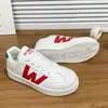 Otoño e Invierno Combinan con Todo Nicho Primavera 2025 Nuevo Estilo Americano Zapatillas de Entrenamiento Alemanas para Mujer Zapatos Originales de Suela Gruesa Zapatos Casuales Ligeros