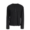Camiseta de manga longa lisa com gola Henley para homens, camisa básica simples de outono com corte solto, camiseta versátil casual estilo coreano