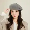 Boina adelgazante para la cara estilo coreano y japonés, cálida de punto para otoño e invierno, sombrero de pintor con personalidad, nuevo sombrero de moda versátil para mujer