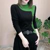 Camisa base de terciopelo de doble cara con cuello semi-alto, combinación de colores, efecto de dos piezas, moda elegante, interior, nueva prenda de invierno de manga larga para mujer