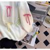 Suéter de Punto Blanco Estilo Perezoso Dulce Lazo para Mujer Otoño e Invierno 2025 Nuevo Estilo Tejido de Punto Estilo Preppy Ropa Exterior