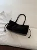 Bolsas casuales de gran capacidad al por mayor para mujer, nuevos y modernos bolsos de hombro retro, bolsos tote para debajo del brazo súper populares de otoño/invierno, transfronterizos