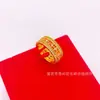 Nuevos Pendientes Únicos de Anillo de Cuatro Filas Completamente Incrustados de Diamantes Super Brillantes para Mujer, Pendientes de Lujo Ligero de Gama Alta con un Estilo Europeo y Americano Audaz, Venta al por Mayor