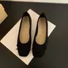 Sapatilhas de Ballet Retro com Laço Femininas 2026 Primavera e Verão Novo Estilo Sapatos Baixos Planos com Saia Sapatos Individuais Sapatos de Vovó