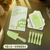 Prato de Jantar Descartável para Bolo de Aniversário com Faca e Garfo Kit Prato de Papel Espesso Prato Bandeja de Assar Utensílios de Mesa de Proteção Ambiental Três em Um