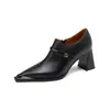 Zapatos de Mujer de Cuero Genuino con Tacón Grueso y Punta Metálica 2026 Primavera Nuevos Versátiles Cremallera Lateral Zapatos de Tacón Alto de Cuero con Corte Profundo