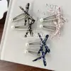 Coreia do Sul Presilha de Cabelo Elegante com Laço Floral e Pérola Clip Bico de Pato Vazado Clip Lateral para Franja Acessórios de Cabelo Feminino Atacado