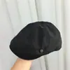 Boné Forward Feminino Primavera/Verão 2026 Que Faz o Rosto Parecer Menor, Boina Coreana Estilo Retrô Americano Britânico com Toque de Designer, Boina de Painter Bico de Pato
