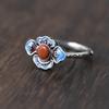 Anel feminino de prata S925 Golden Deer King com flor Ruyi azul queimada e incrustada com ágata vermelha do sul, anel de artesanato vintage de prata tailandesa