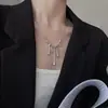 Collar Cruzado de Moda con Lazo de Perlas, Elegante y Versátil, Cadena para Clavícula de Suéter Texturizado Estilo Chanel para Mujer