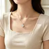 Collar de Trébol de Cuatro Hojas Plateado para Mujer, Plata Pura S999, Diseño de Nicho Versátil de Moda, Cadena de Clavícula de Plata Pura de Lujo Ligero