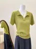 Camisa de Punto Ligera Color Verde Claro con Cuello Polo de Manga Corta Estilo Old Money para Mujer, Top Corto Transpirable de Seda de Hielo Hueco para Verano, Ajuste Delgado Elegante