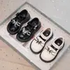 Zapatos Negros de Cuero para Niñas, Zapatos Mary Jane para Primavera y Otoño, Nuevos Zapatos de Moda Estilo Británico Princesa con Suela Gruesa para Primavera y Otoño 2026