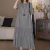 26376 Nuevo Daai Mei Yi Yuan Verano 2026 Nueva Moda Casual Adelgazante Rejuvenecedor Holgado Talla Extra Vestido