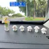 Nuevos Adornos de Perro Blanco de Dibujos Animados para Coche Decoraciones Creativas para el Tablero Interior del Coche y la Navegación