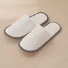 Pantuflas desechables de algodón suave para hotel, engrosadas y antideslizantes, adecuadas para casas de huéspedes, posadas y uso doméstico, edición de invierno, hechas en fábrica