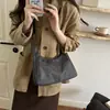 Comércio Exterior Deslocamento Transfronteiriço Retro Europeu e Americano Bolsa de Ombro Única 2026 Superfície Macia Texturizada PU Grande Capacidade Bolsa Tote Bolsa Transversal