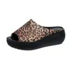 Comercio exterior talla grande 35-43 mujer verano 2026 plataforma europea y americana peep-toe moda exterior sandalias de suela gruesa