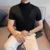 Camiseta masculina de tricô com gola alta discreta, corte slim estilo coreano, manga curta, listrada, gola média, top moderno