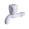 Aprovação Direta de Fábrica de Torneira Plástica Estilo Exportação 4 Pontos Fria Única Banheiro Externo Materiais de Construção Piscina para Esfregão Interna e Externa