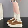Sapatos Plataforma com Cadarço e Bico Redondo em Couro Genuíno Femininos Sola Grossa Aumenta Altura Sapatos Brancos Femininos 2026 Outono/Inverno Novos Sapatos Casuais Esportivos