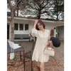 Vestido de Manga Larga con Cuello de Volantes Suaves Estilo Francés para Mujer, Temporada de Primavera, Chaleco de Botones Marrón, Cintura Suelta, Falda Corta Línea A