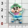 Personagem Popular de Desenho Animado Shin-Chan Acessórios de Resina DIY Cola Cremosa Capa de Celular Elástico de Cabelo Grampo de Cabelo Adesivo para Copo d'Água