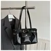 Estilo Retro Nuevo de Gran Capacidad, Moderno y con Textura 2026 de Superficie Suave, Bolso de Mano tipo Tote para el Trabajo Casual y los Viajes Diarios para Mujer