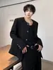 Otoño 2025 Nueva Chaqueta de Moda Versátil de Diseño Nicho de Gama Alta sin Cuello Estilo Chanel para Hombre
