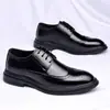 Zapatos de Cuero de Gama Alta con Suela de Goma para Aumentar la Estatura de Hombre Zapatos de Cuero Brogue para Hombre Zapatos de Cuero Casual con Cordones Estilo Británico Novio Boda