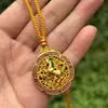 Loja de Ouro Mesmo Estilo Colar de Girassol Banhado a Ouro Cravejado de Diamantes com Pingente de Bússola Giratória Corrente de Suéter de Cristal para Namorada