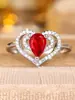 Anillo de Corazón Doble Hueco Estilo Coreano de Lujo Ligero, Zirconia Rojo Rosa, de Venta Caliente Transfronteriza, Accesorio Decorativo para Mano de Chica Dulce Versátil
