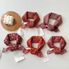 Pañuelo Cuadrado Pequeño de Algodón y Lino con Lunares Rojos y Anacardos para Mujer en Primavera y Verano, Pañuelo de Seda Pequeño Decorativo Versátil, Pañuelo de Cabeza de Moda Multifuncional