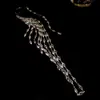 Aretes de Puño con Borla de Circonia Transfronterizos Europeos y Americanos, Aretes Personalizados Simples y de Moda, Aretes de Lujo Ligero de Alta Gama con un Diseño Único
