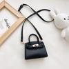 Bolsa de Mão Infantil Feminina Popular Transfronteiriça Padrão Lichia Estilo Coreano Moda Mini Bolsa de Ombro Transversal Bolsa Feminina